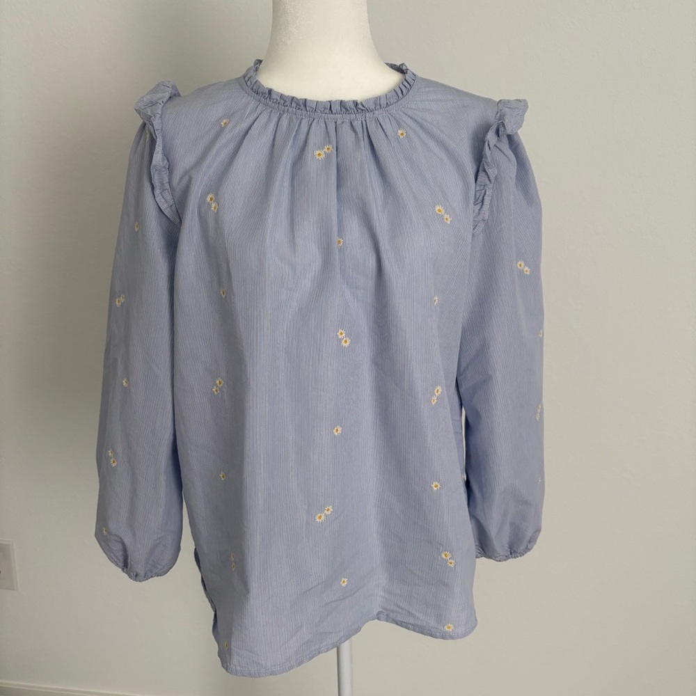 St. John’s Bay Spring Daisy Pinstripe Long Sleeve Blouse with Ruffles Size Large